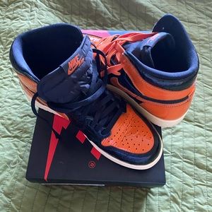 Air Jordan 1 Retro High OG shattered backboard 3.0